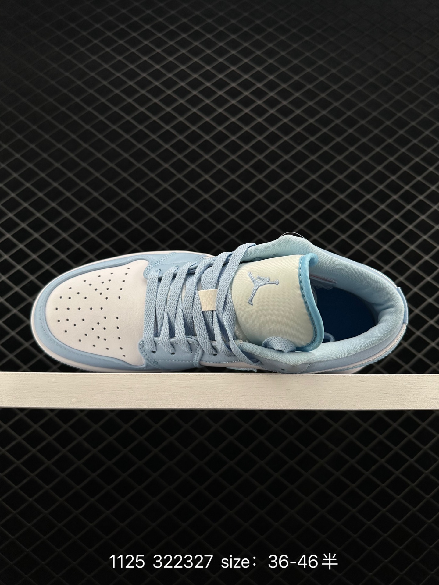 Air Jordan 1 Low ”Aluminum“